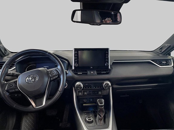 Toyota RAV4 12 of 19