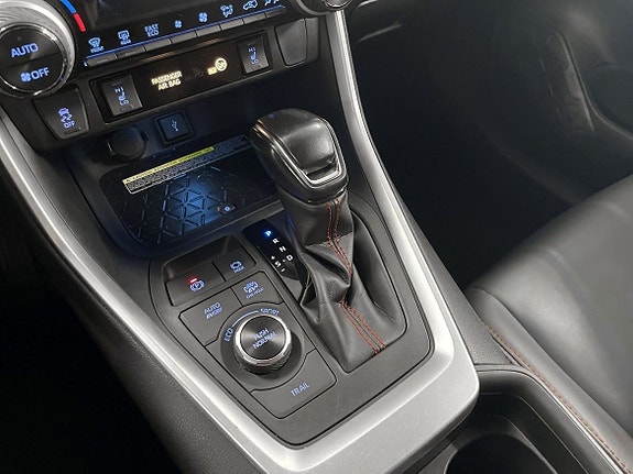 Toyota RAV4 18 of 19
