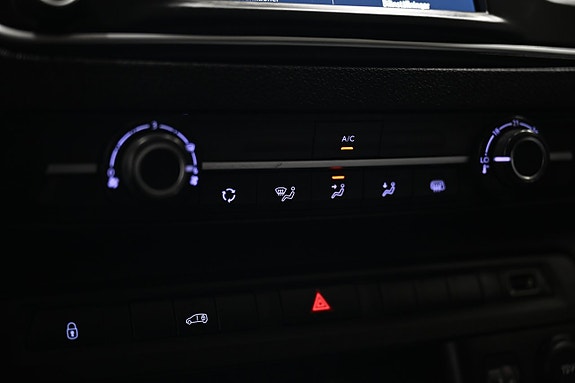 Opel Vivaro 18 of 27