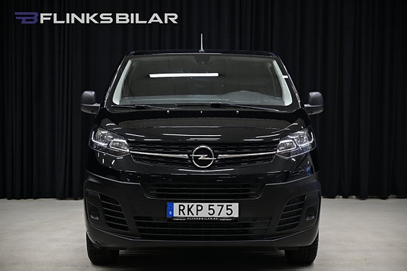 Opel Vivaro 10 of 27