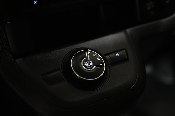 Opel Vivaro 14 of 27