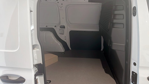 Ford Transit Connect 5 of 10