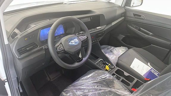 Ford Transit Connect 4 of 10