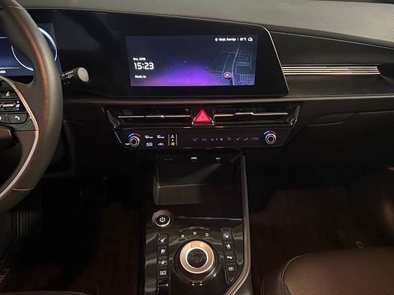 Kia Niro 14 of 17