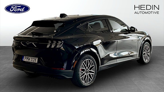 Ford Mustang Mach-E 2 of 9