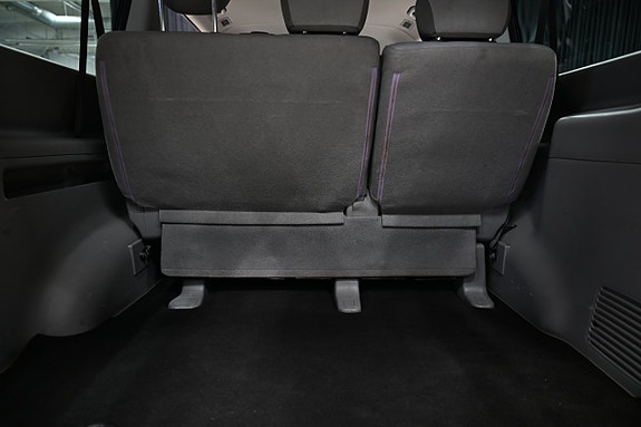 Hyundai H-1 21 of 30