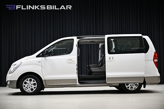 Hyundai H-1 4 of 30