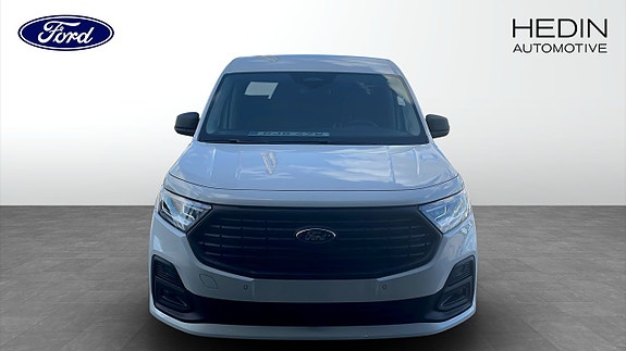 Ford Transit Connect 8 of 9