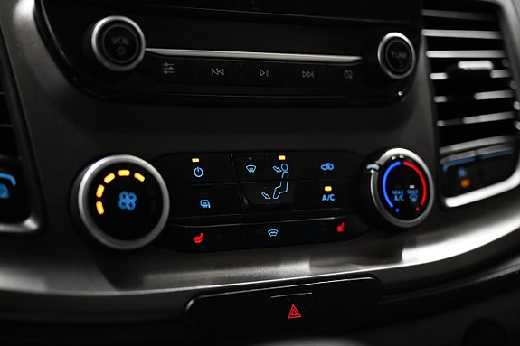 Ford Transit Custom 19 of 24
