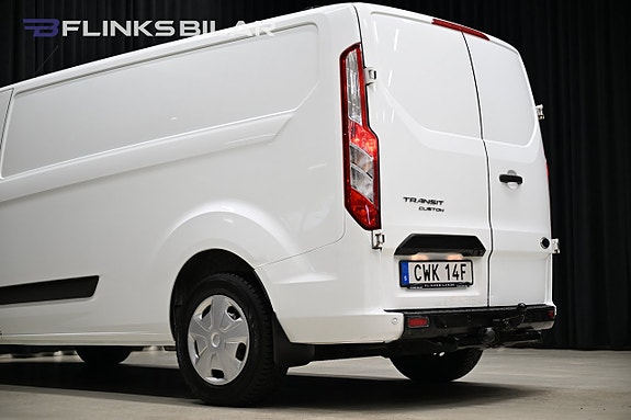 Ford Transit Custom 14 of 24