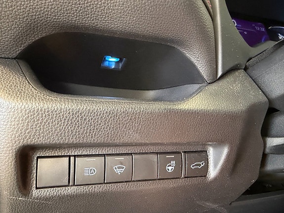 Toyota RAV4 21 of 27