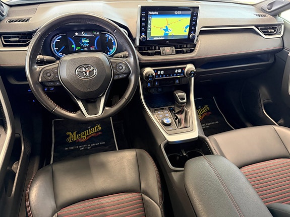 Toyota RAV4 19 of 27