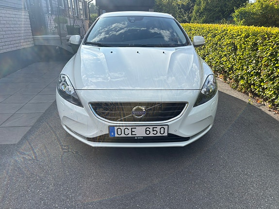 Volvo V40 6 of 12