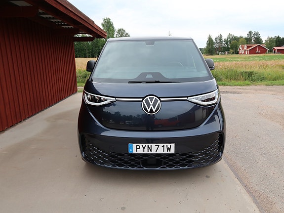Volkswagen ID. Buzz 2 of 13