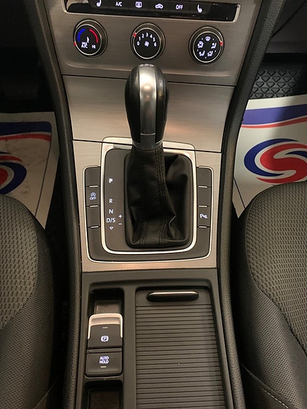 Volkswagen Golf I 17 of 29