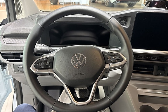 Volkswagen Transporter 12 of 13