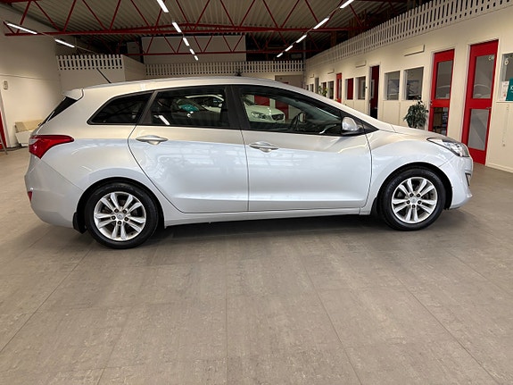 Hyundai i30 5 of 12