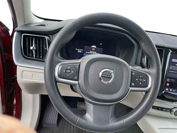 Volvo XC60 9 of 14