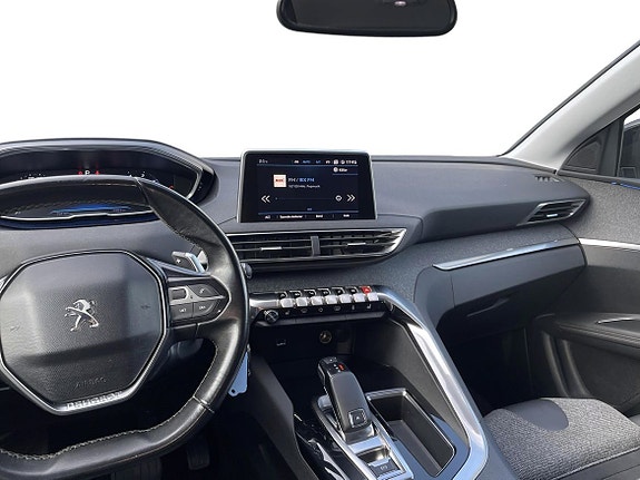 Peugeot 3008 8 of 12