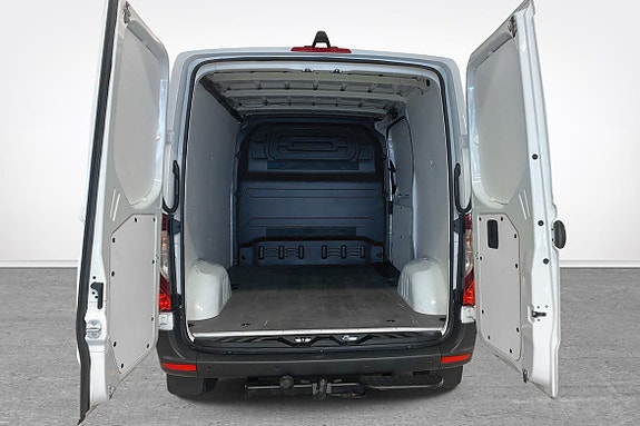 Mercedes-Benz Sprinter 208 9 of 13