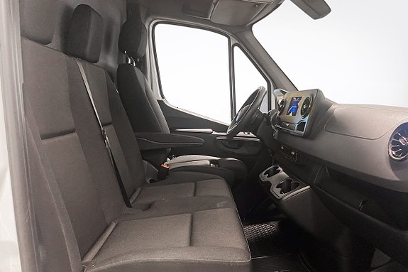 Mercedes-Benz Sprinter 208 8 of 13