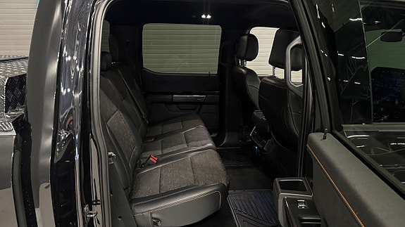 Ford F-150 13 of 30