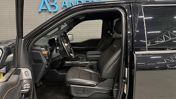 Ford F-150 9 of 30