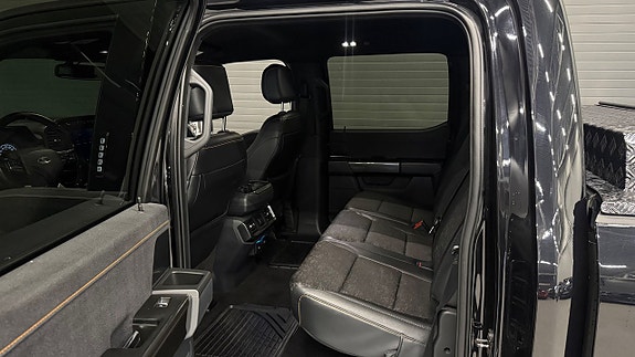 Ford F-150 12 of 30