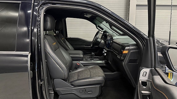Ford F-150 14 of 30