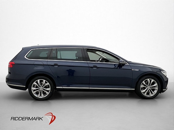 Volkswagen Passat 9 of 30