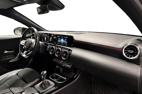 Mercedes-Benz A180 9 of 12