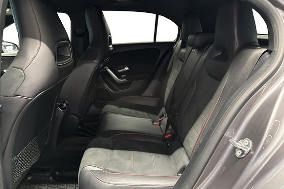 Mercedes-Benz A180 10 of 12
