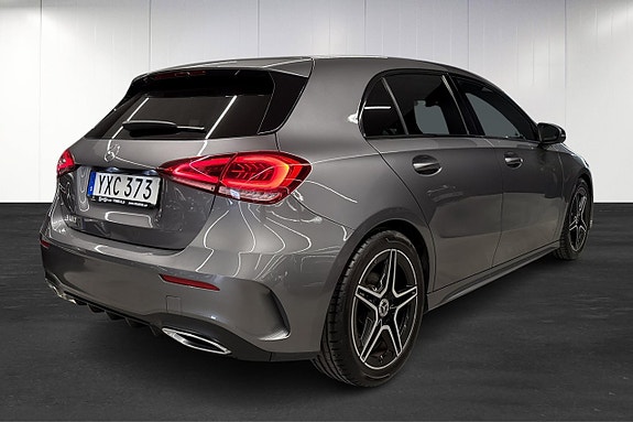 Mercedes-Benz A180 4 of 12