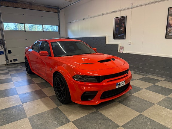 Dodge Charger 6 of 30