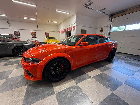 Dodge Charger 3 of 30