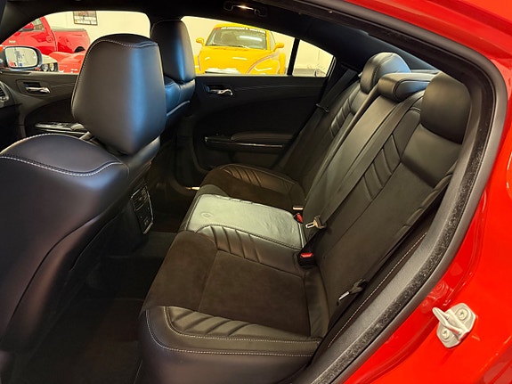 Dodge Charger 26 of 30