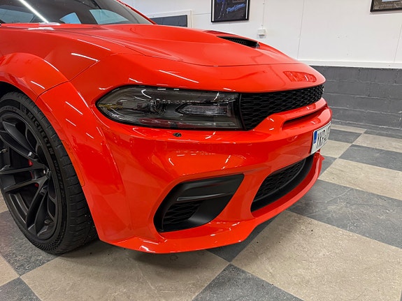 Dodge Charger 17 of 30