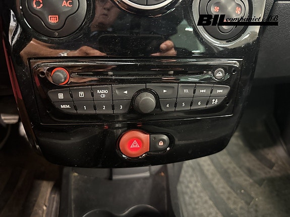 Renault Clio 13 of 15