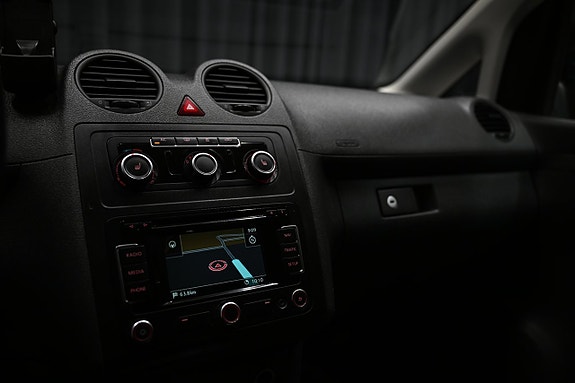 Volkswagen Caddy 25 of 28