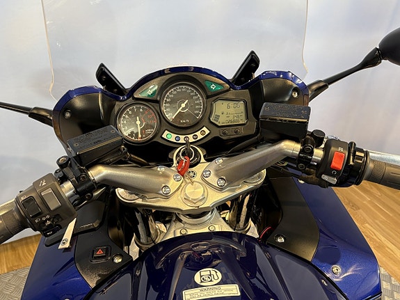 Yamaha FJR1300ABS 12 of 15