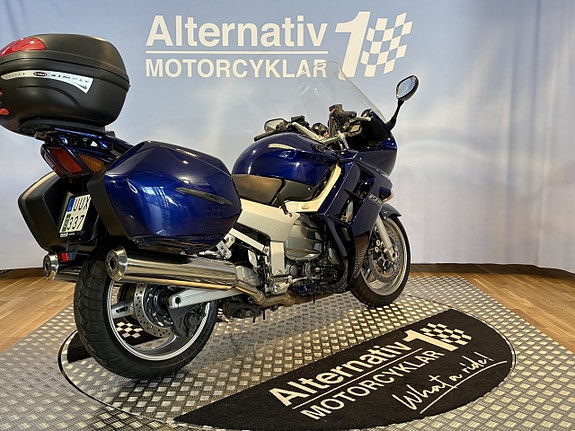 Yamaha FJR1300ABS 2 of 15