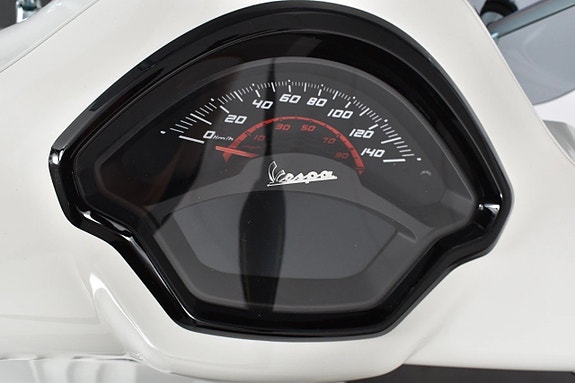 Vespa GTS 300 SuperSport ABS Nyservad 7 of 18