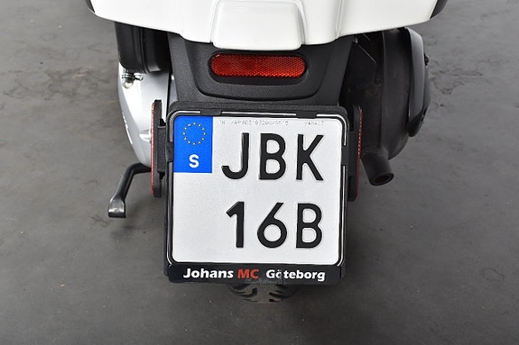 Vespa GTS 300 SuperSport ABS Nyservad 10 of 18