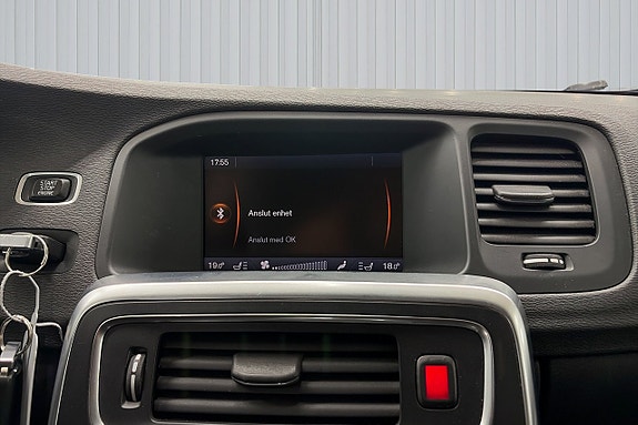 Volvo V60 12 of 19