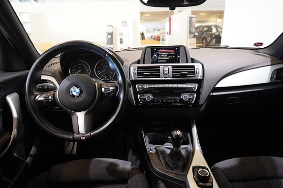 BMW 118d 11 of 14