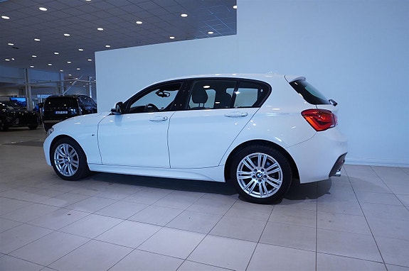 BMW 118d 6 of 14