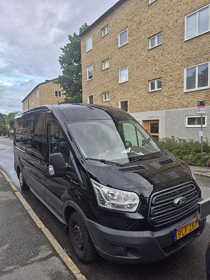 Ford Transit 3 of 3