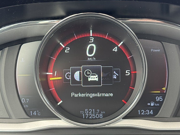 Volvo XC70 11 of 19