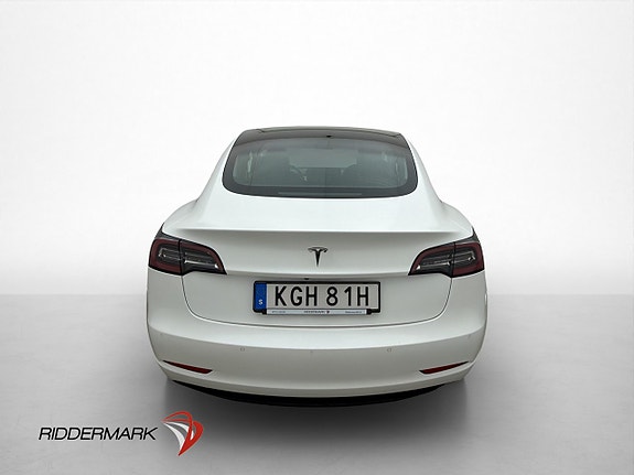Tesla Model 3 8 of 30
