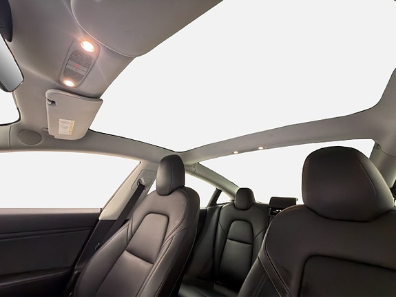 Tesla Model 3 17 of 30